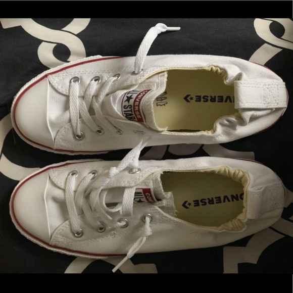 girls converse size 4